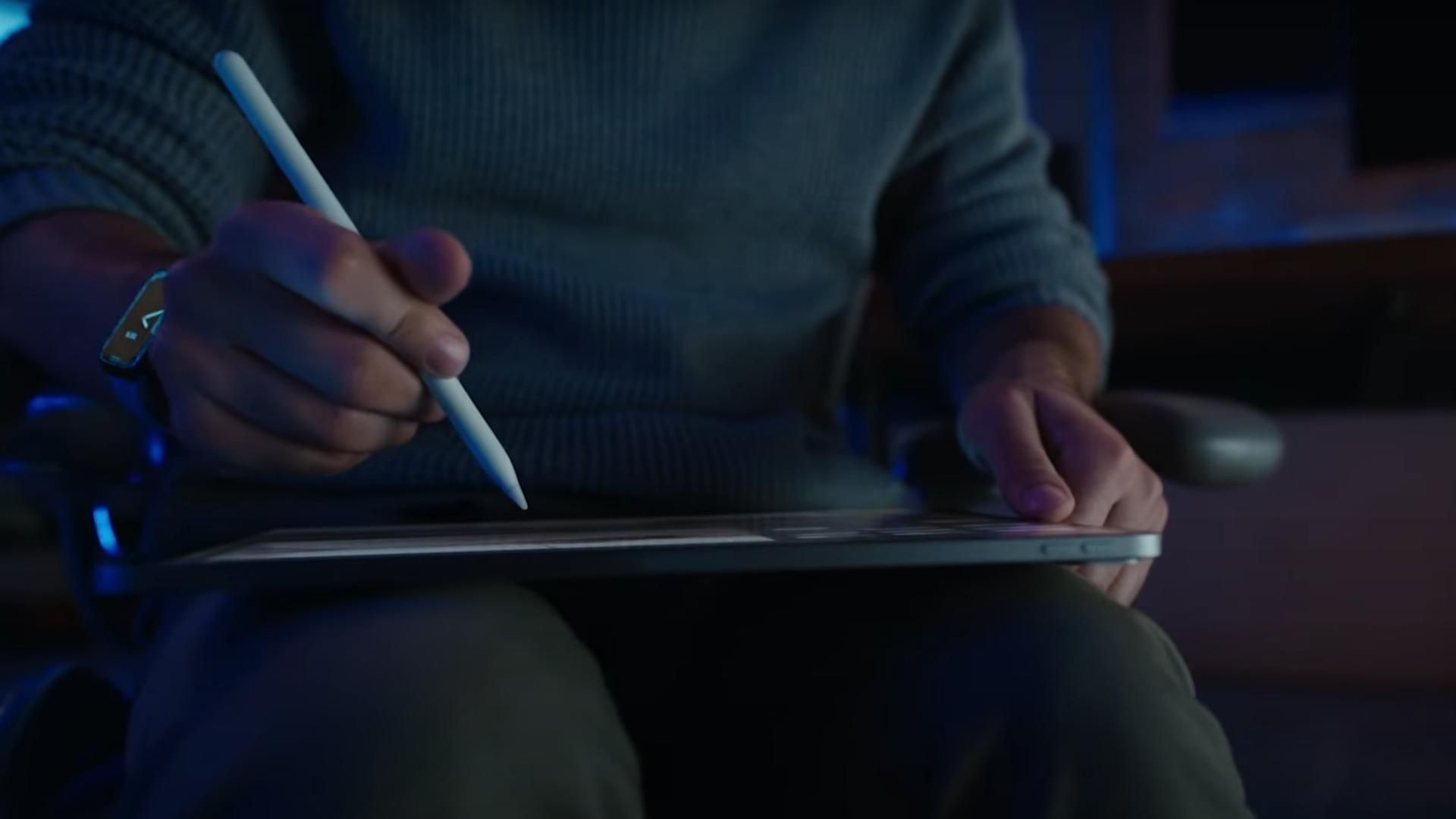 Apple Pencil Hover iPad Pro 2022