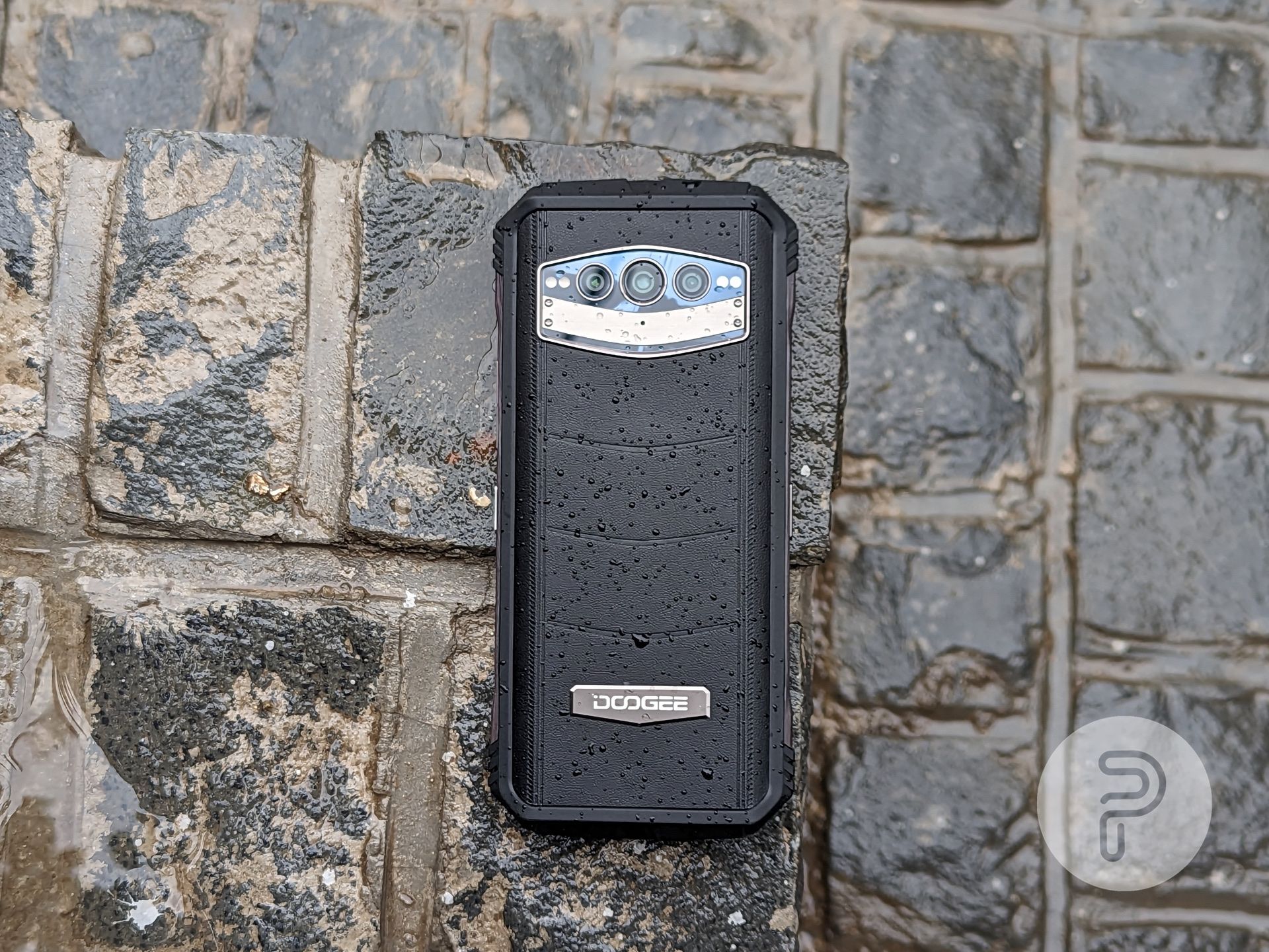 Doogee S80 rugged smartphone review