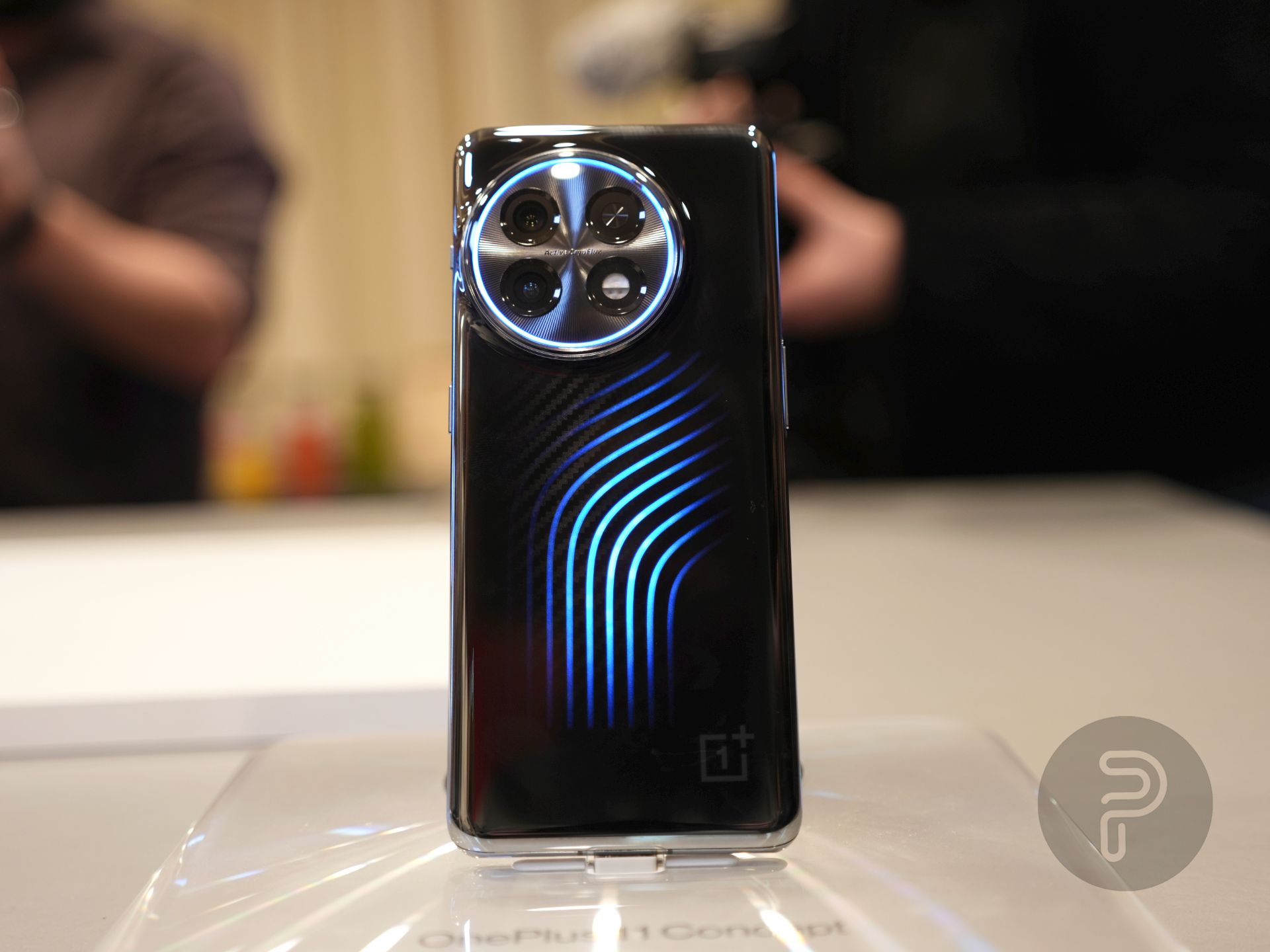OnePlus 11 concept arrives with a new active cooling solution at #MWC2023