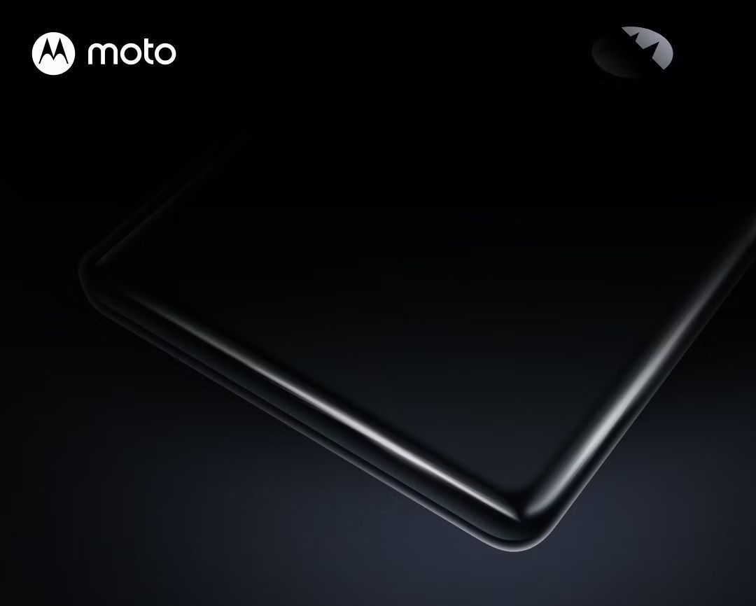 Motorola-X40-Snapdragon-8-Gen-2-announcement-poster