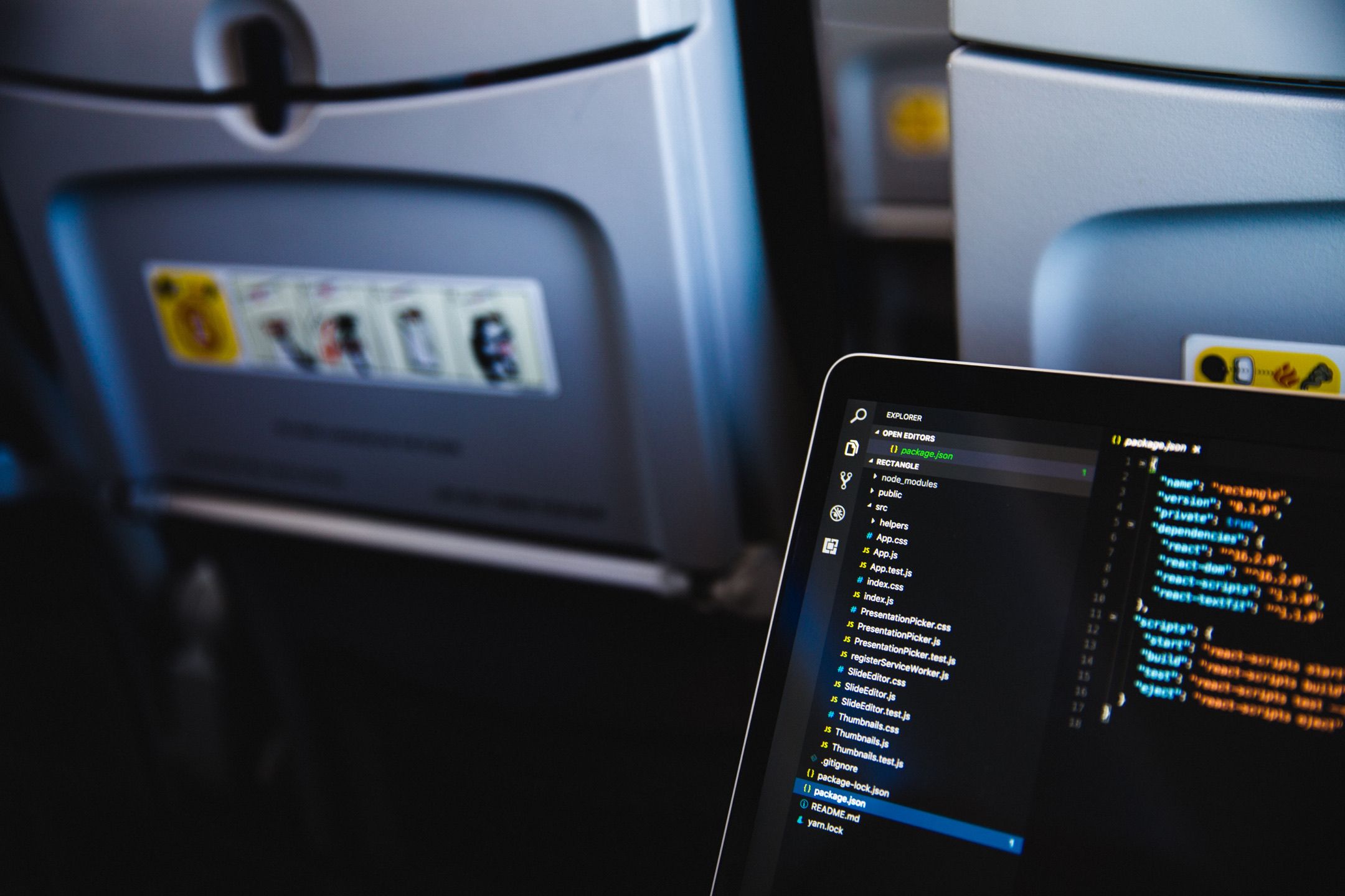 in flight Wi-Fi internet plane