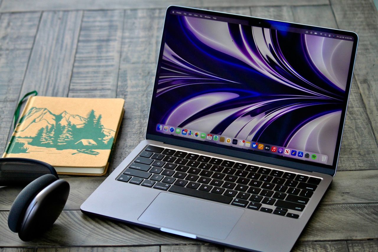 M2 macbook air featured