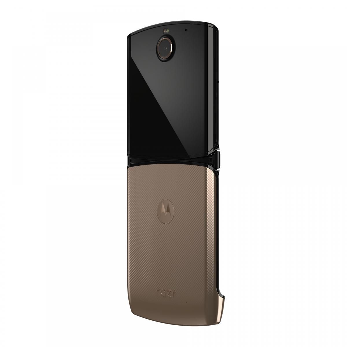 Check out the Motorola RAZR in blush gold (Gallery)