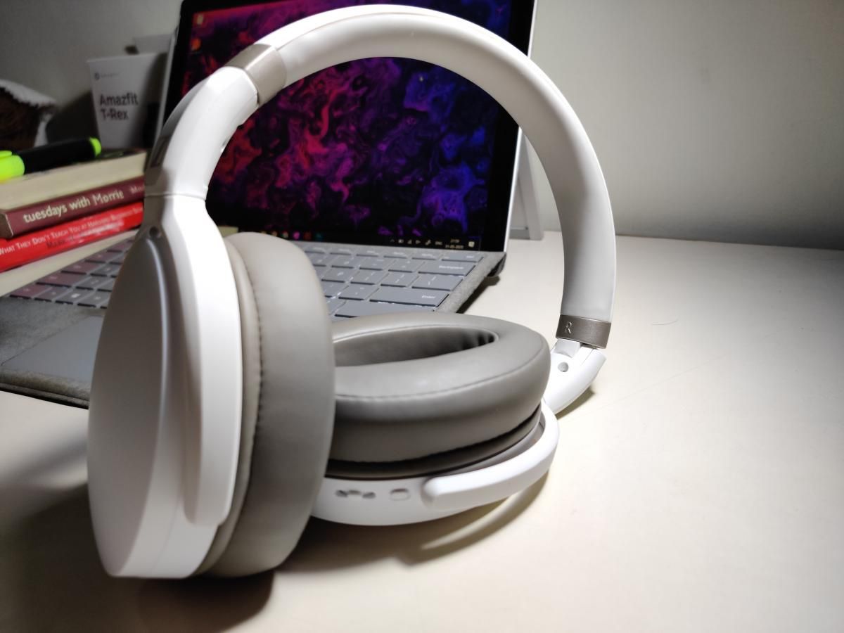 Hands-on review: Sennheiser HD 450 BT headphones
