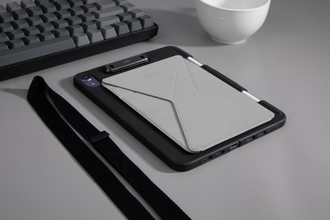 Snap iPad Stand & Case