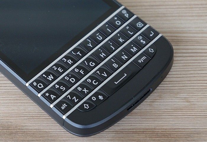 BlackBerry Q10 Review