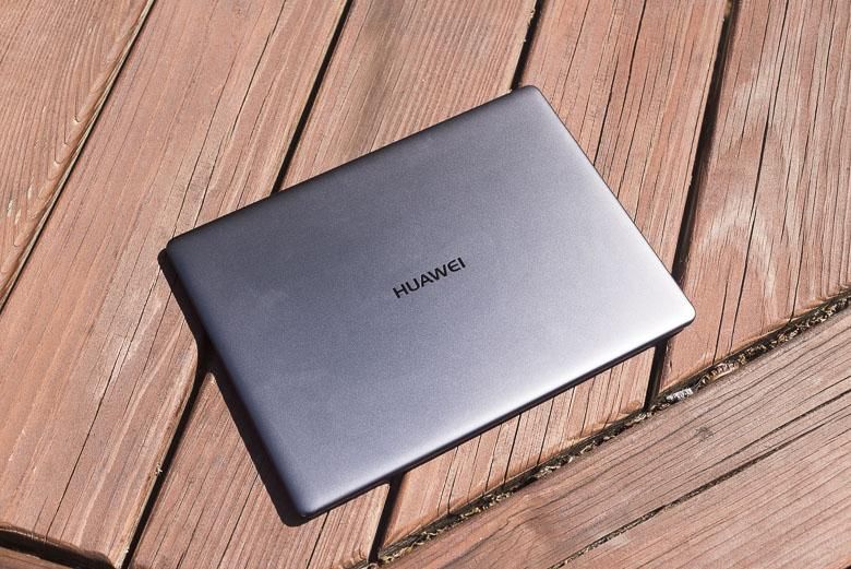 Huawei MateBook X Review: thin, light, and quite a looker