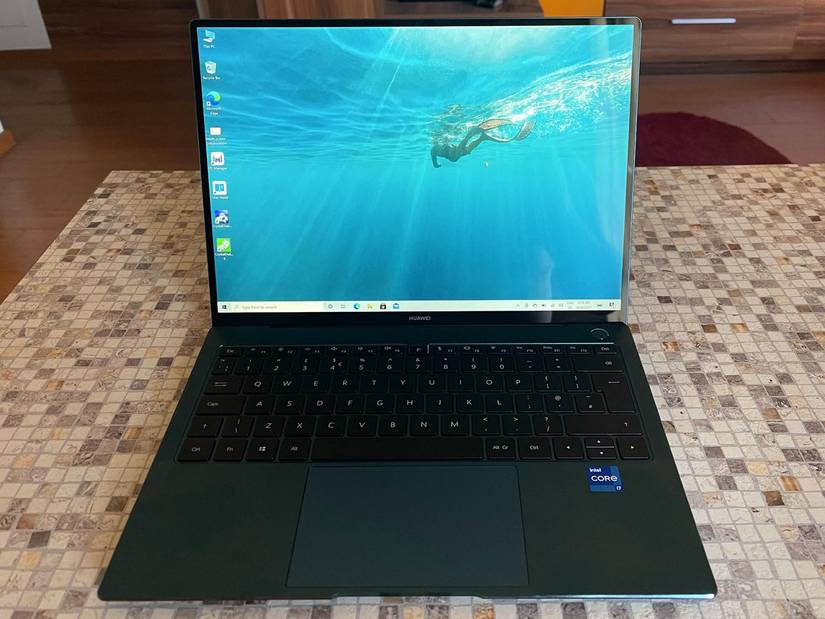 Windowsノート本体 Huawei Matebook X Pro i7 16GB Office2021 Huawei Matebook X Pro Review (2021 Core i7 1165G7 Model