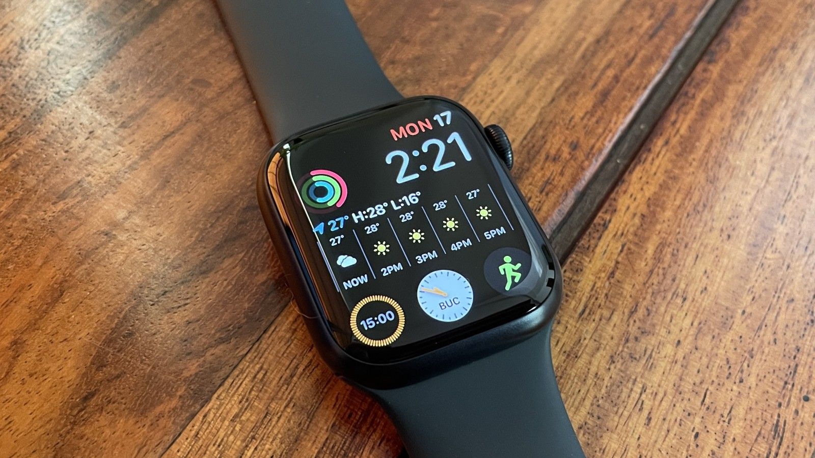 Apple's Infograph Modular Watch Face for Series 7