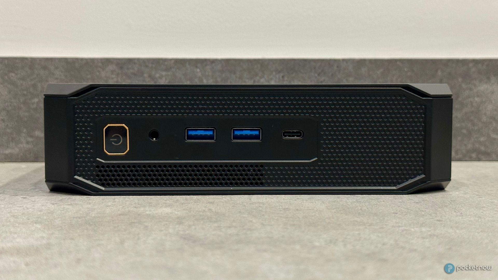 blackview mp200 front ports 2